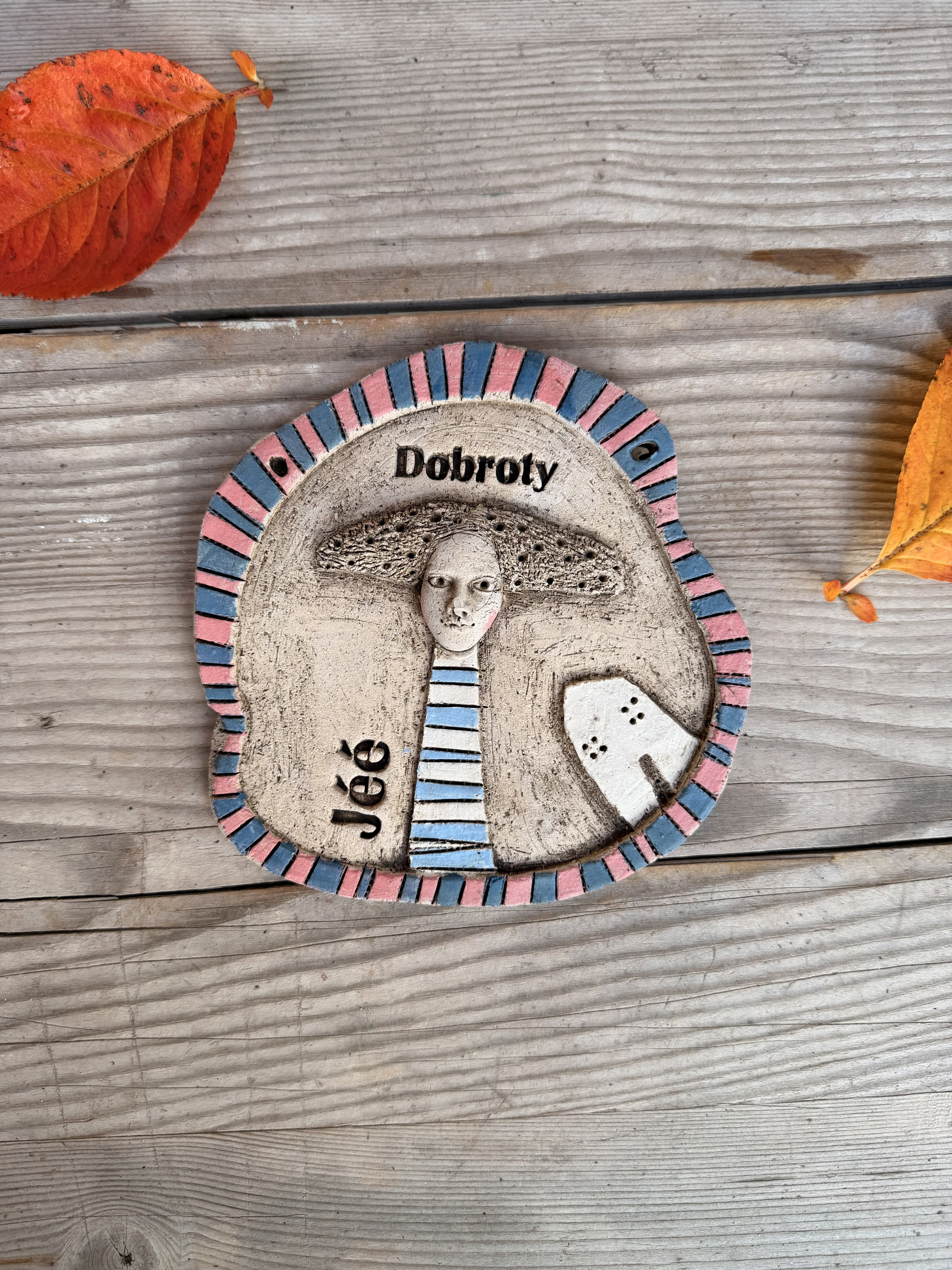 Plastika  - Cedulka na zavěšení