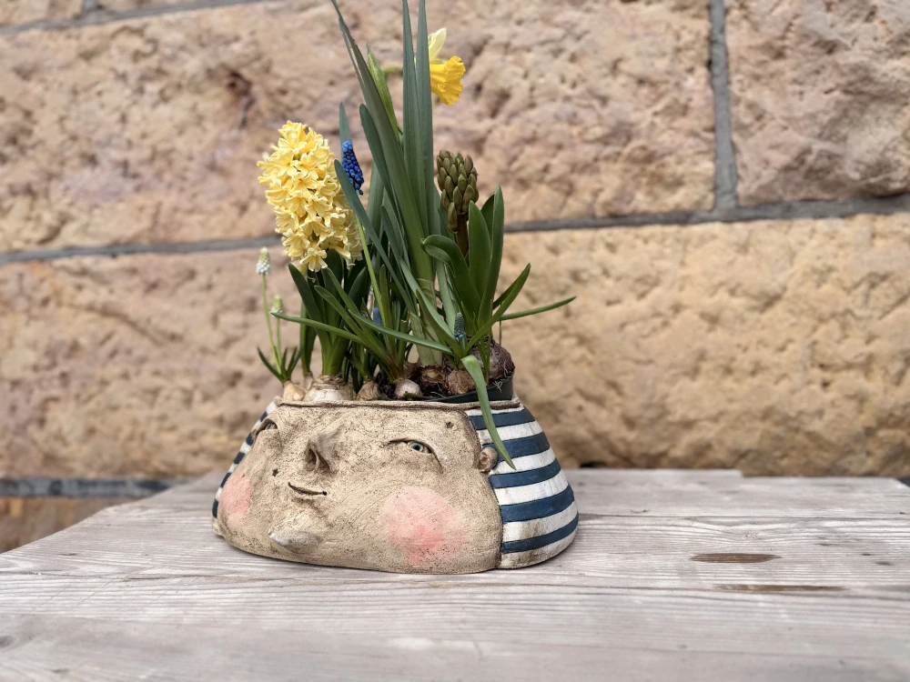 Květináč do zahrady 