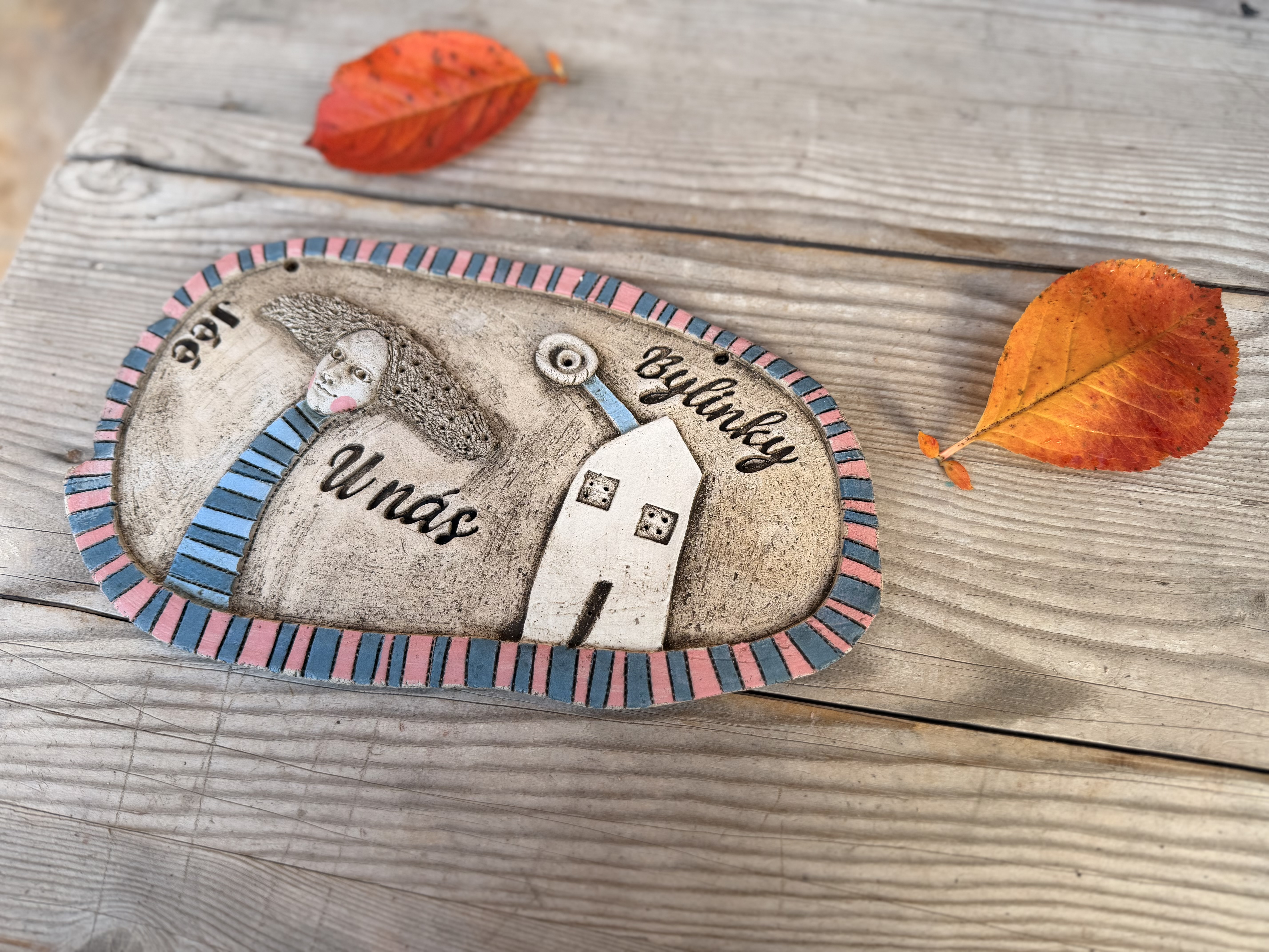 Plastika  - Cedulka na zavěšení