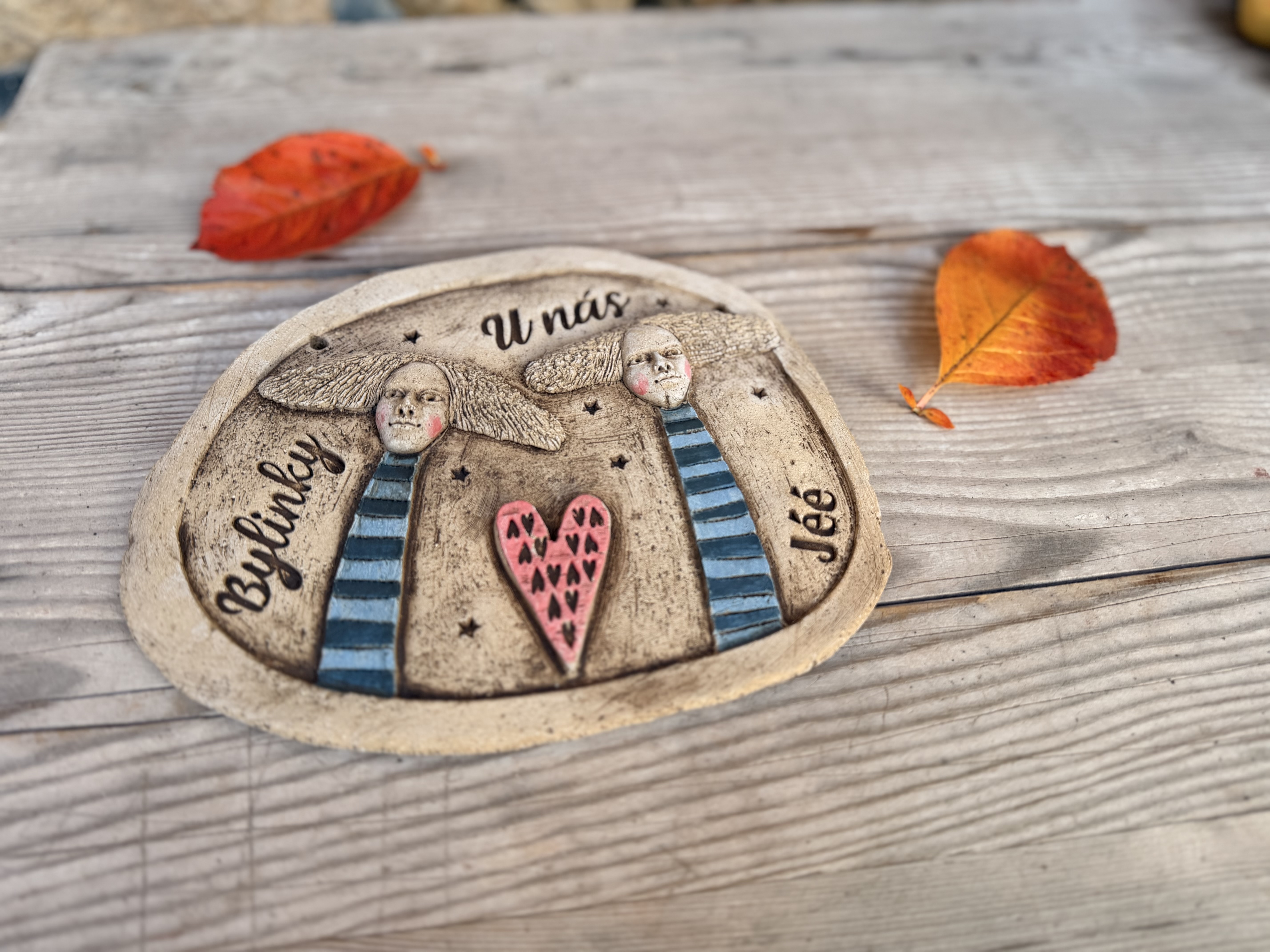 Plastika  - Cedulka na zavěšení