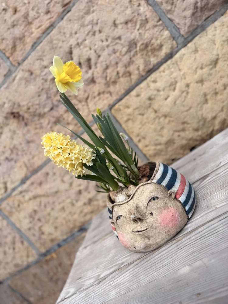 Květináč do zahrady 