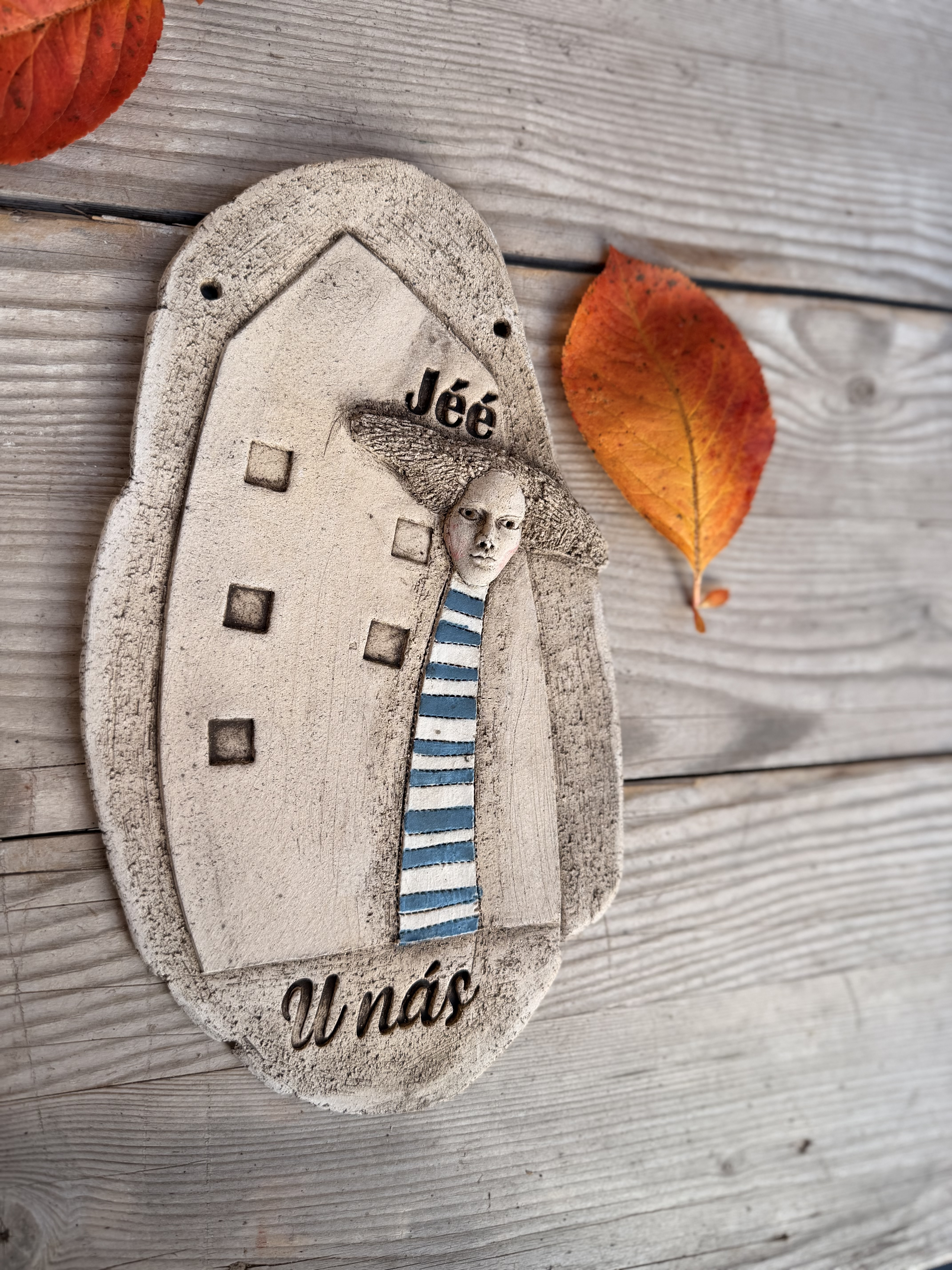 Plastika  - Cedulka na zavěšení